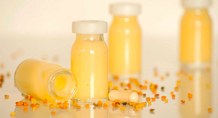 Royal jelly benefits - article head image